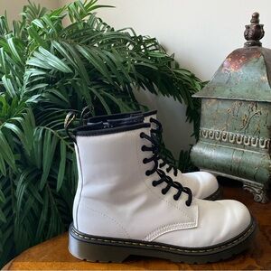 Dr. Martens 1460 Y White Patent Leather Boots